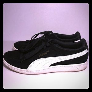 Puma 👟 Women’s Sz 8 Black &White Classic
